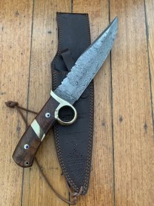 Damascus Knife: Big Damascus Bowie with Walnut Patterned Finger Guard Handle & Sheath