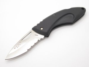 Buck Knife: 2007 Buck Juno Part Serrated Blade Lock Knife in ClamPack