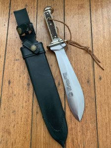 Puma Knife Sheath: Puma Original Rare 2007 Waidblatt Dark Green Leather Knife Sheath