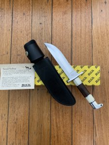 Buck Knife: 2005 Buck Custom KLINK 124 Frontiersman Collectable Knife  with Stag/Wood Handle