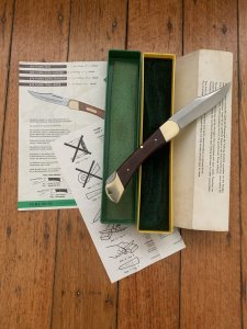 Puma Rare model 971 Game Warden 1970 Folding Lock Knife in box Serial Number 44074