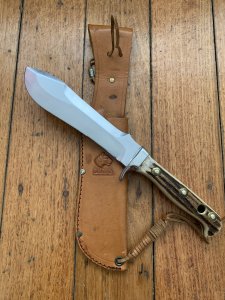 Puma Knife: Puma Vintage 1970 White Hunter with Stag Handle & Original Sheath