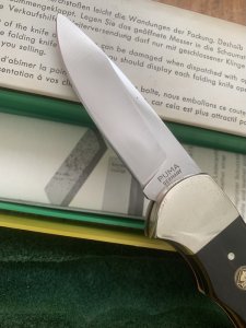 Puma Knife: Puma Original 1977 Full Size 4 Star 725 Folding Lock Blade Knife with Ebony Micarta Handle in Original Box #29771