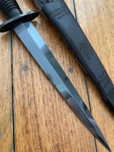 J.NOWILL & SONS  J.ADAMS SHEFFIELD ENGLAND BLACK POLISHED BLADE COMMANDO KNIFE