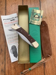 Puma Rare Model 970 Plainsman 1969 Folding Knife with original box & Paperwork & Pouch #96583