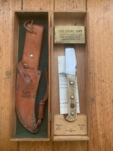 Puma Knife: 1966 Puma Skinner with Stag Antler Handle & Original Wooden Box  & Paperwork