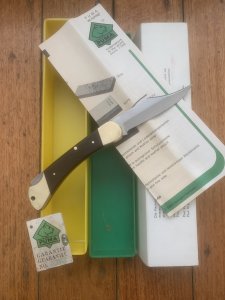 Puma Rare Model 965 Deer Hunter 1980 Folding Lock Knife # 25082 in original box