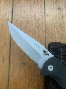 SOG Original SALUTE Folding Lock Knife with Quality Original Pouch