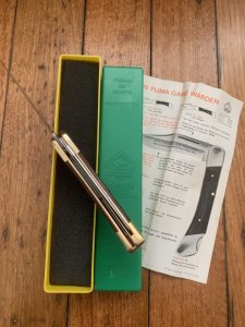 Puma Rare Model 971 Game Warden 1976 Saw and Blade Folding Knife with original box & Paperwork #97674