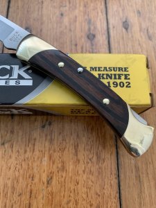Buck Knife: Buck 2008 Model 0055BRS-B Folding Lock Knife