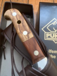 Puma Knife: Puma German Special Edition 'LION' Model White Hunter with Plum/Olive Handle #111