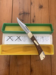Puma Rare model 970 Game Warden 1971 Folding Lock Knife in Original box #63171