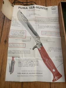 Puma Knife: Puma Original 1987 SEA HUNTER 17 6363 in Original Sheath and Matching Wooden Box