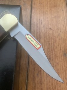 Puma Knife: 2018 Puma Deer Hunter Full Sized Folding Lock Knife with Plumwood Handle
