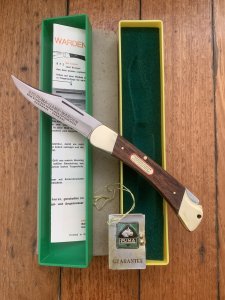 Puma Rare model 970 Game Warden 1971 Folding Lock Knife in box Serial Number 90174