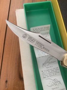 Puma Knife: Puma 1995 Trail Boss/Emperor 975 Folding Knife with Jacaranda Handle Original Box #25591