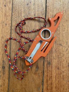 CRKT BLAZE ORANGE RENNER NECKOLAS SERRATED BLADE NECK/BOOT KNIFE