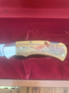Puma Knife: Puma Original Scrimshawed Puma Roe Deer 4 Star Folding Lock Blade Knife with Presentation Box