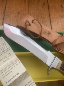Puma Knife: Puma Original 1972 White Hunter 116377 in original box & warranty