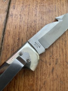 Frost Cutlery Japanese Made Gut Hook Lock Back Folding Knife