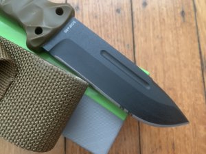 Schrade Knife: Schrade SCHF40D Coyote Drop Point Knife With Coyote Tactical Sheath