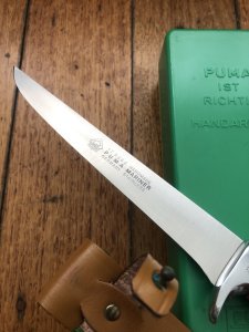 Puma Knife: Puma Original 1987 Mariner Model 17 6362 in Original Sheath and Box