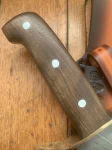 Damascus Knife: Damascus Western Alamo Bowie with Walnut Handle