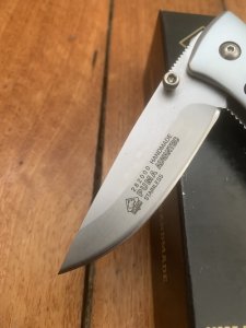 Puma Knife: Puma ADVANTEC Aluminium and Black Plain Edge Linerlock Folding Knife