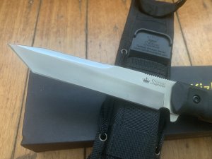 Kizlyar Knife: Kizlyar Original Aggressor D2 Semi-Tanto Blade with Kraton Handle