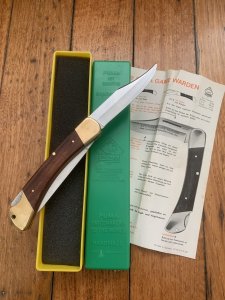 Puma Rare Model 971 Game Warden 1976 Saw and Blade Folding Knife with original box & Paperwork #97674