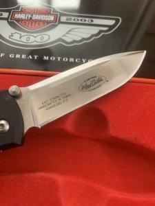 HARLEY-DAVIDSON 100 YEAR Celebration Knife in Gift Tin