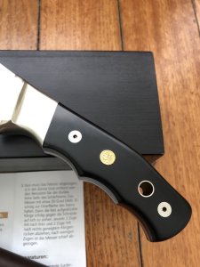 Puma Knife: Puma 2006 Rare Model Amicus with Black Handle and Display Box