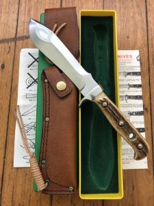 Puma Knife: Puma Original 1976 White Hunter Special *116377 in original box & Additional Paperwork