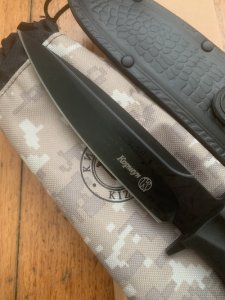 Kizlyar Knife: Kizlyar Original Phoenix Black Military Knife with Elastron Rubberised Handle and Leather Sheath #628