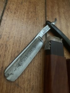 Puma Knife: Rare Puma Original Cut Throat Razor No 89 in *Original Wooden Box