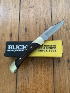 Buck Knife: Buck 2008 Model 0055BRS-B Folding Lock Knife