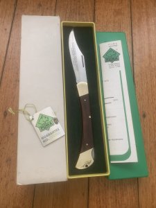 Puma Knife: Puma 1980 Trail Boss/Emperor 975 Folding Knife with Jacaranda Handle Original Box and matching Warranty
