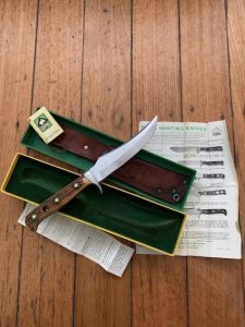 Puma Knife: 1974 Puma Skinner with Stag Antler Handle & Original Correct Green & Yellow Box