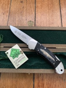 Puma Knife: Puma 1990 Australian Wildlife Collection 'Crocodile' model 985 Custom Folding Knife with Ebony Handle Original Box and matching Warranty #169/200