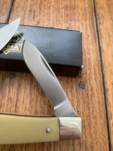 Puma Knife: Puma Original 3 Blade Stockman Knife with Cream Corelon/Delrin Handle