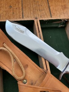 Puma Knife: Puma Pre-64 Rare White Hunter with Stag in Original Sheath & Wooden Box