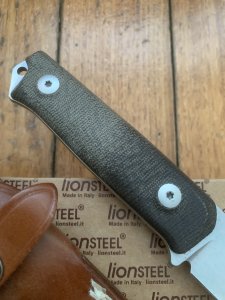 LionSTEEL Italy. Model B41-1 CVG Green Canvas Micarta Handle with Leather Sheath