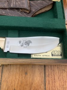 Mackrill Custom Knives 1998 No.5 SCI Limited edition Giraffe Bone/Rhodesian Teak Handle #89-100