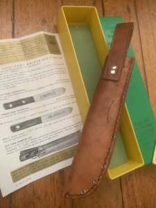 Puma Knife: Puma 1973 Rabbiter Set in Original Sheath and Plastic Box with Tag