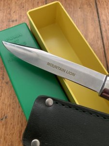 Puma Knife: Puma 1978 Vintage 'MOUNTAIN LION' 3573 Boot Knife with Stag Handle Sheath & Yellow/Green Box