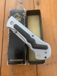 Puma Knife: Puma 230400 FLASH Brushed Silver Black Rubber Linerlock Folding Knife