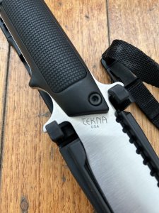 TECHNA USA Tactical Fighter Pilots Survival Knife