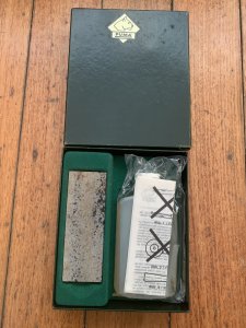 Puma Knife: Original 1980's Green Box Oilstone and Oil Sharpening Set in correct green box
