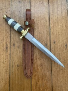 COMMANDO BLADED KNIFE WITH STEEL BLADE AND BUFFALO HORN & CAMEL BONE HANDLE