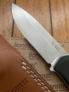 LionSTEEL Italy. Model B41-2 GBK Black G10 Handle with Leather Sheath